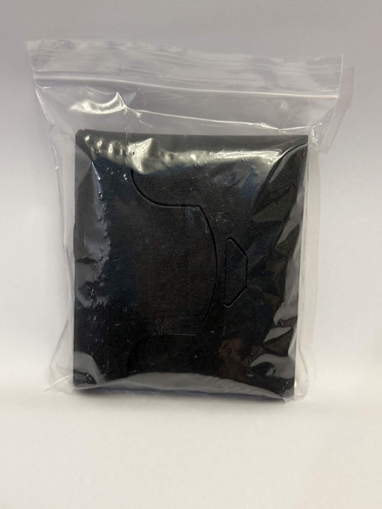 Sleeve is packaged inside the case, not visible without opening the bag.